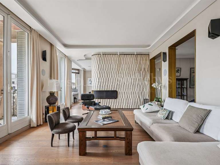 Appartement Paris 7e - 3 chambres - 195m²