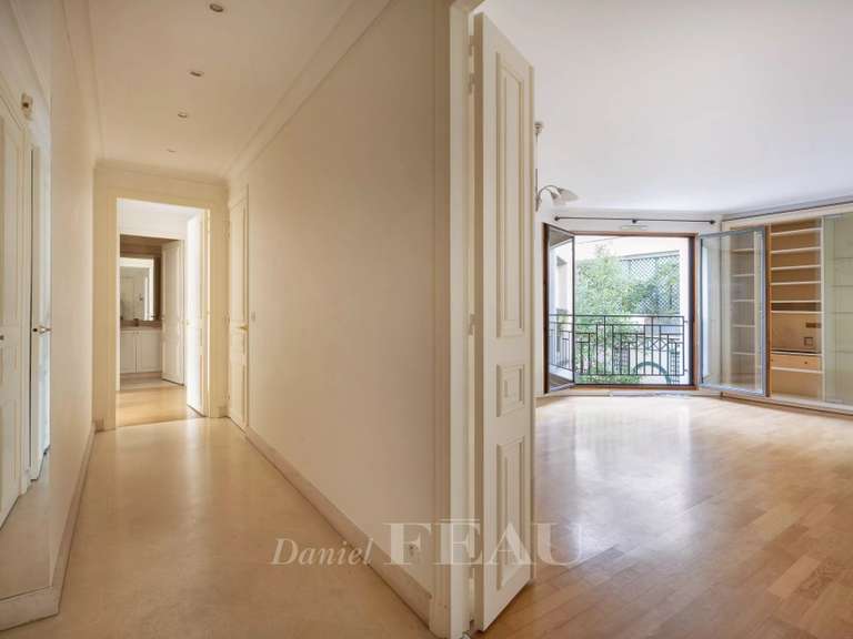 Appartement Paris 7e - 3 chambres - 101m²