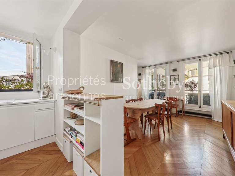Appartement Paris 7e - 2 chambres - 76m²