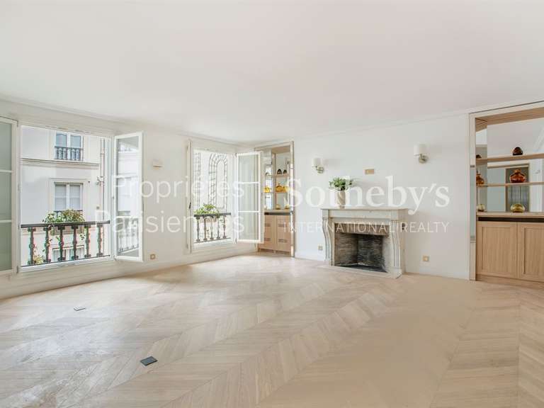 Appartement Paris 7e - 2 chambres - 135m²