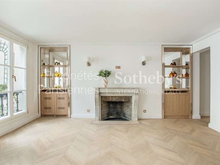 Appartement Paris 7e - 2 chambres - 135m²