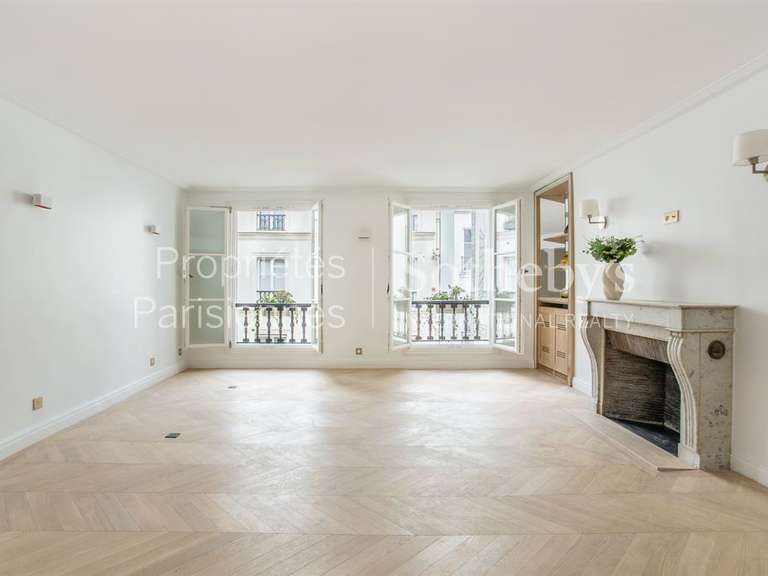 Appartement Paris 7e - 2 chambres - 135m²