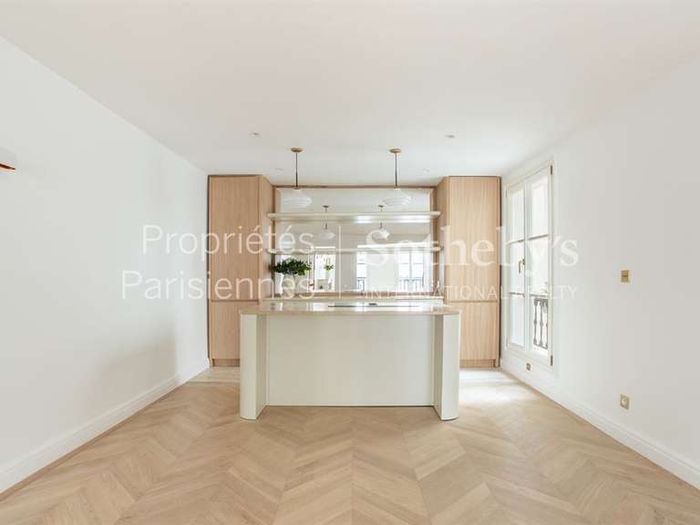 Appartement Paris 7e - 2 chambres - 135m²
