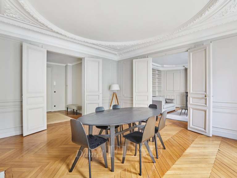 Apartment Paris 7e - 2 bedrooms - 117m²