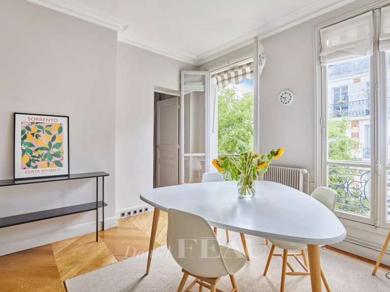 Apartment Paris 7e - 2 bedrooms - 117m²