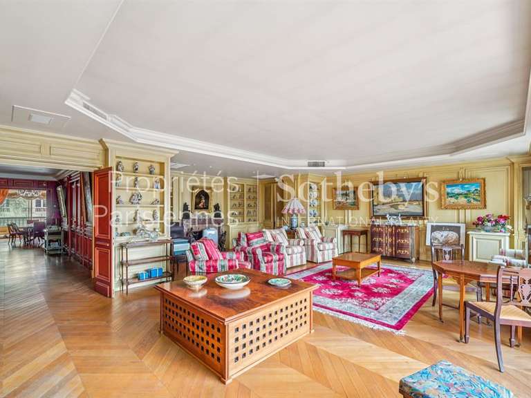 Appartement Paris 7e - 3 chambres - 191m²