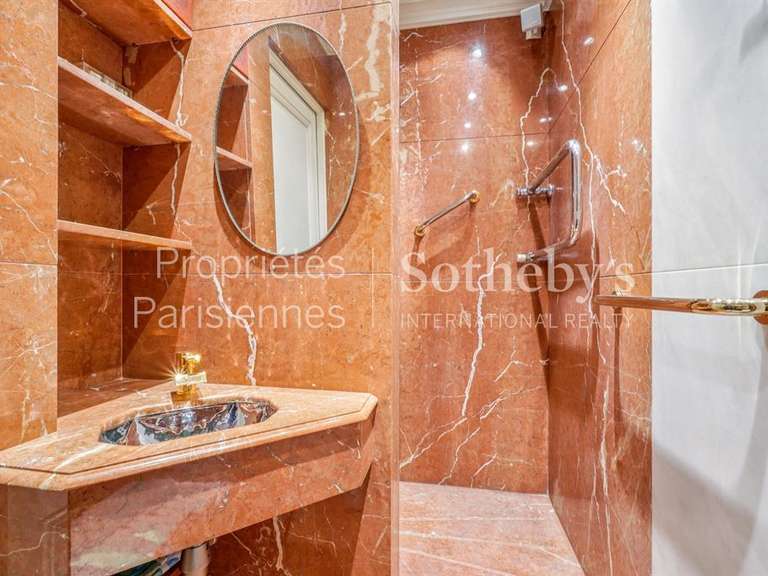 Appartement Paris 7e - 3 chambres - 191m²