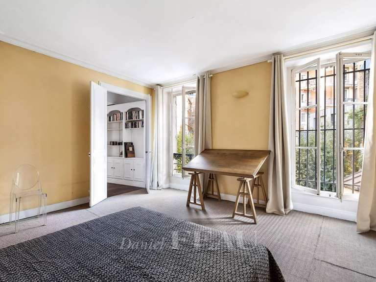 Appartement Paris 7e - 4 chambres - 201m²