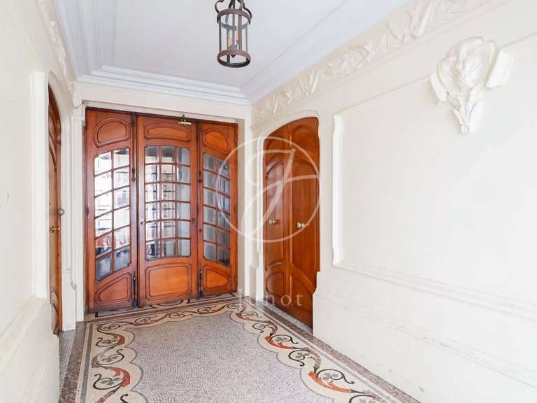 Apartment Paris 7e - 3 bedrooms - 145m²