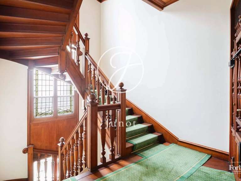 Appartement Paris 7e - 3 chambres - 145m²