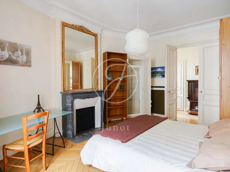 Apartment Paris 7e - 3 bedrooms - 145m²