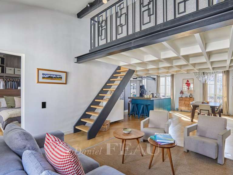Appartement Paris 7e - 3 chambres - 131m²