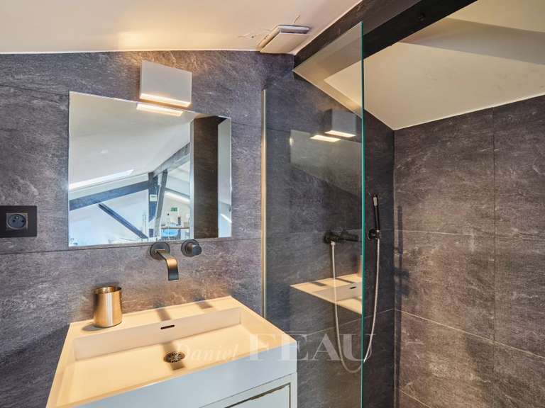 Appartement Paris 7e - 3 chambres - 131m²