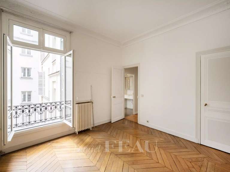 Appartement Paris 7e - 3 chambres - 124m²