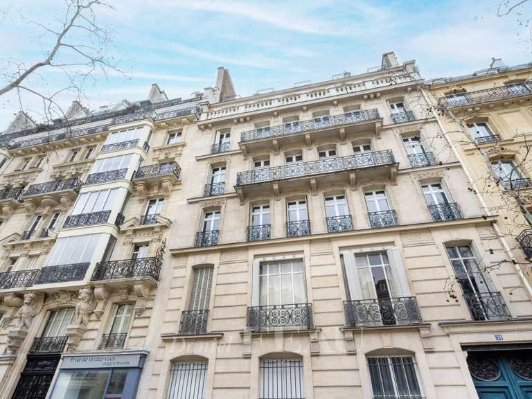 Appartement Paris 7e - 3 chambres - 124m²