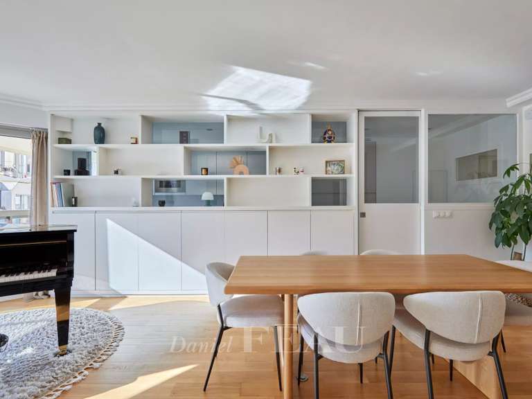 Appartement Paris 7e - 3 chambres - 145m²