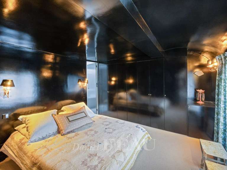 Appartement Paris 7e - 2 chambres - 105m²