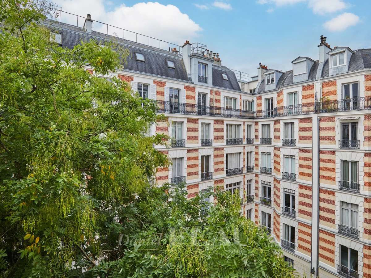 Apartment Paris 7e