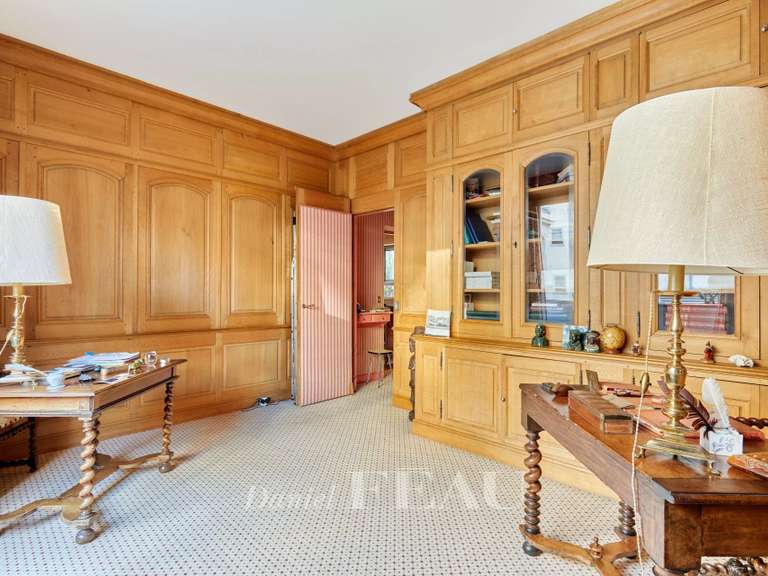 Apartment Paris 7e - 2 bedrooms - 100m²