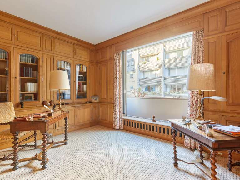Apartment Paris 7e - 2 bedrooms - 100m²