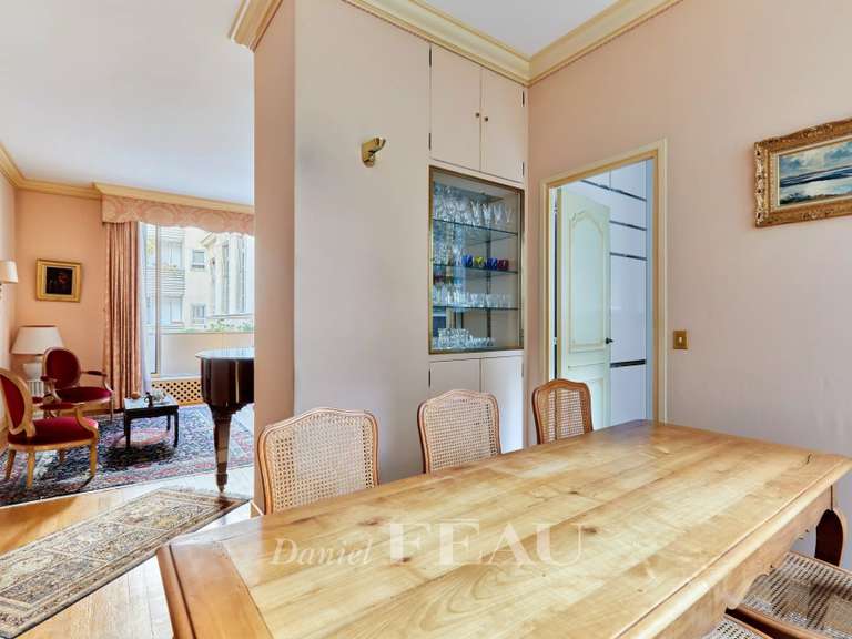 Apartment Paris 7e - 2 bedrooms - 100m²