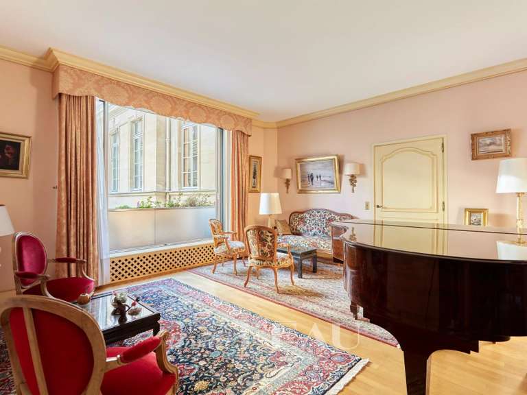 Apartment Paris 7e - 2 bedrooms - 100m²