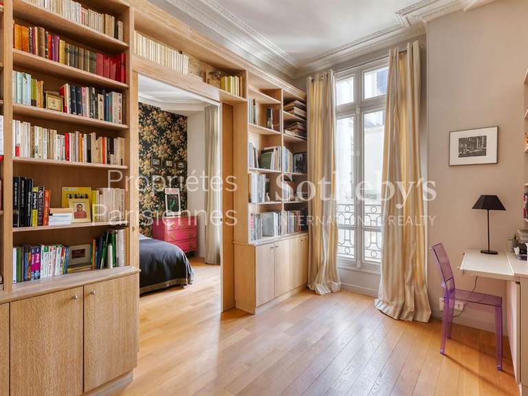 Appartement Paris 7e - 2 chambres - 167m²