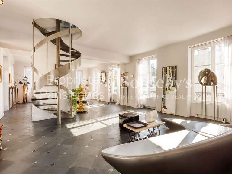 Appartement Paris 7e - 2 chambres - 181m²