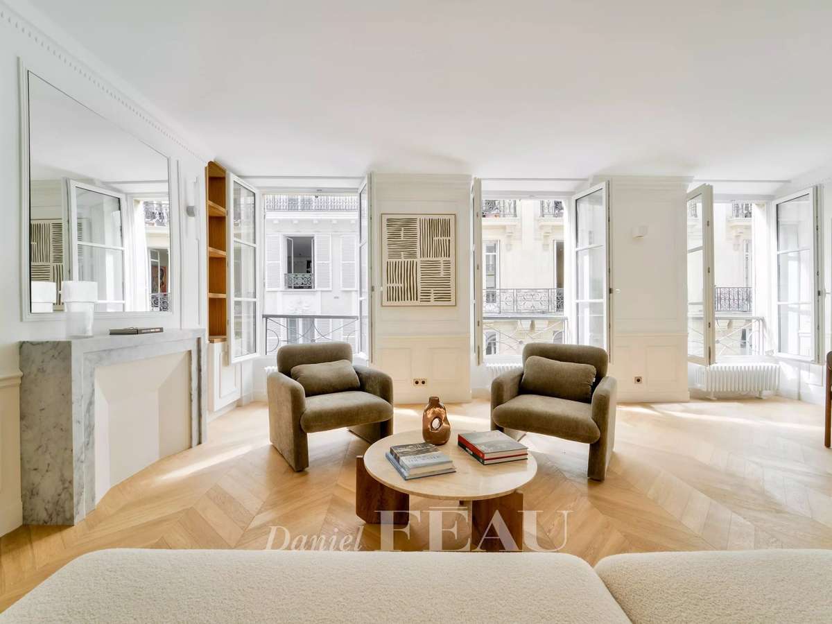 Apartment Paris 7e