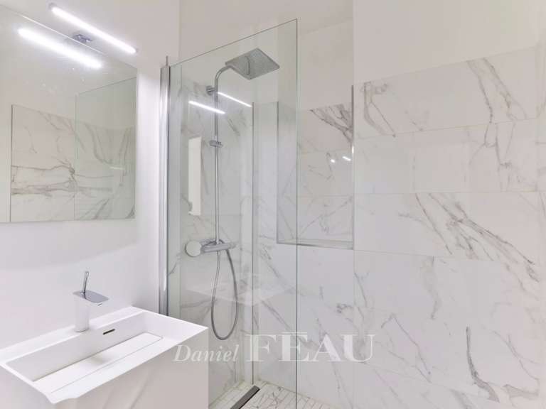 Appartement Paris 7e - 4 chambres - 159m²