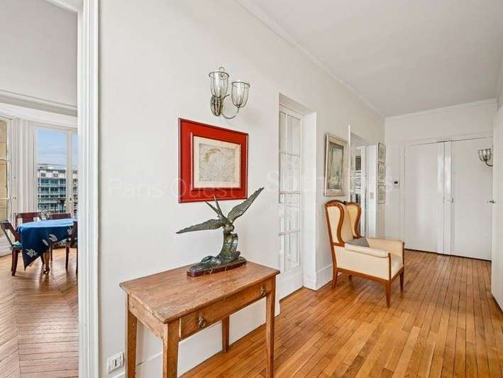 Appartement Paris 7e - 3 chambres - 130m²