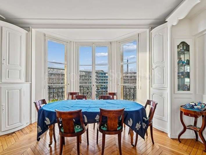 Appartement Paris 7e - 3 chambres - 130m²