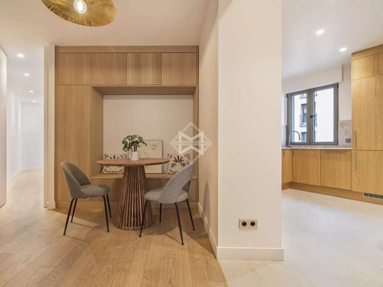 Apartment Paris 7e - 3 bedrooms - 125m²