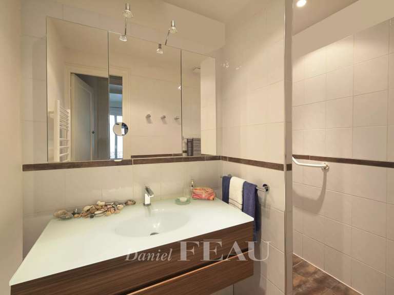 Apartment Paris 7e - 3 bedrooms - 148m²