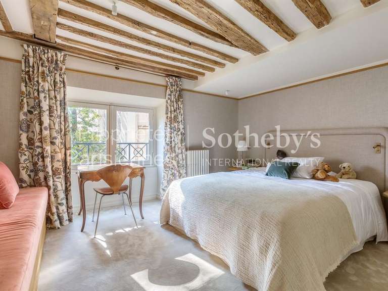 Appartement Paris 7e - 3 chambres - 140m²