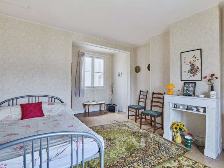 Appartement Paris 7e - 3 chambres - 77m²