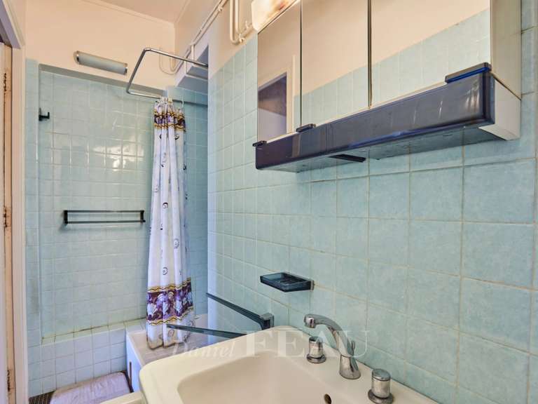 Appartement Paris 7e - 3 chambres - 77m²