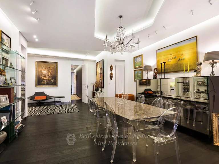 Appartement Paris 7e - 3 chambres - 186m²