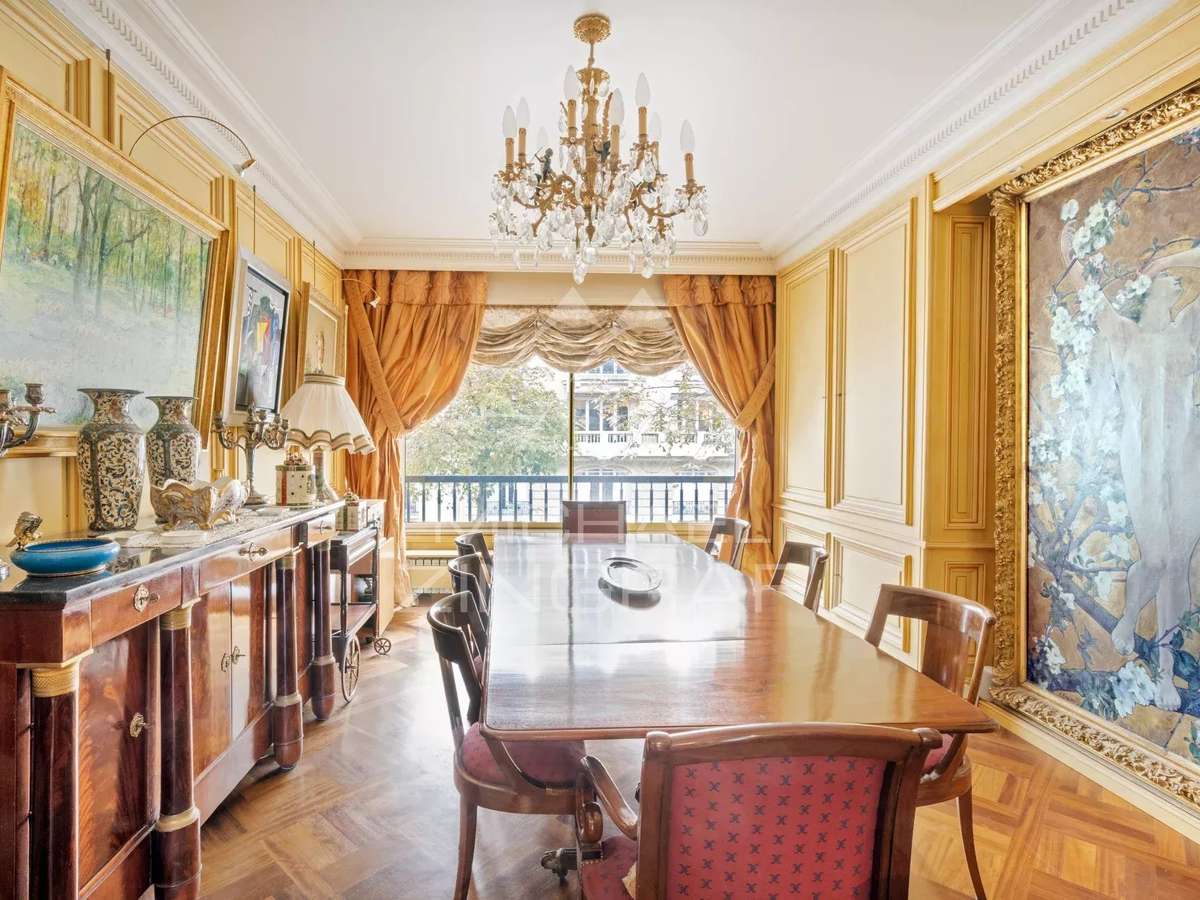Apartment Paris 7e