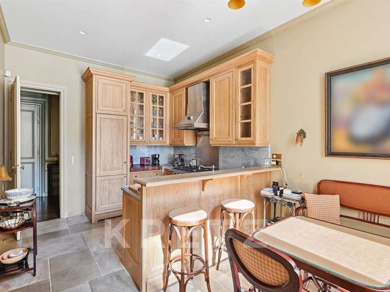 Apartment Paris 7e - 3 bedrooms - 176m²