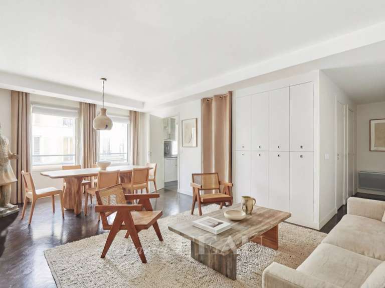 Appartement Paris 7e - 2 chambres - 75m²