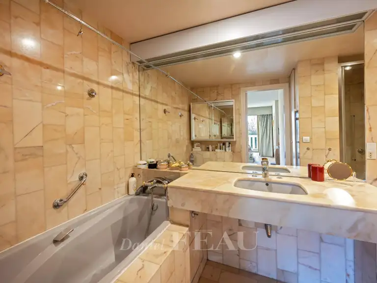 Apartment Paris 7e - 3 bedrooms - 132m²