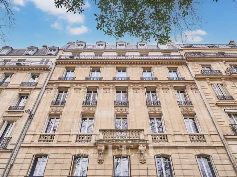 Apartment Paris 7e - 4 bedrooms - 133m²
