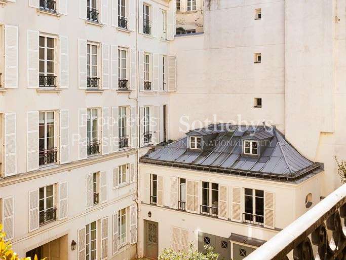 Appartement Paris 7e - 3 chambres - 134m²