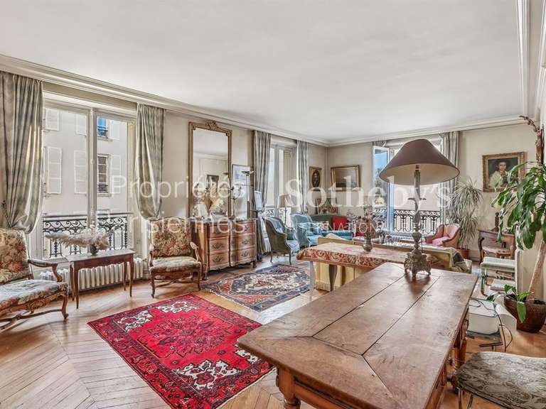 Appartement Paris 7e - 3 chambres - 134m²