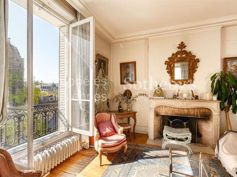 Appartement Paris 7e - 3 chambres - 134m²