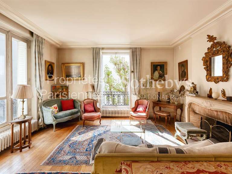Appartement Paris 7e - 3 chambres - 134m²