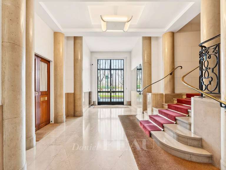 Appartement Paris 7e - 2 chambres - 66m²