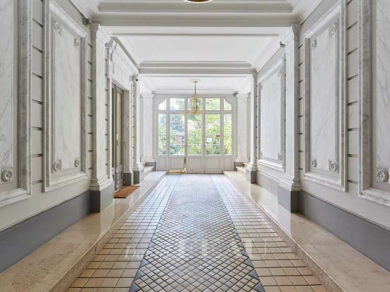 Appartement Paris 7e - 2 chambres - 96m²