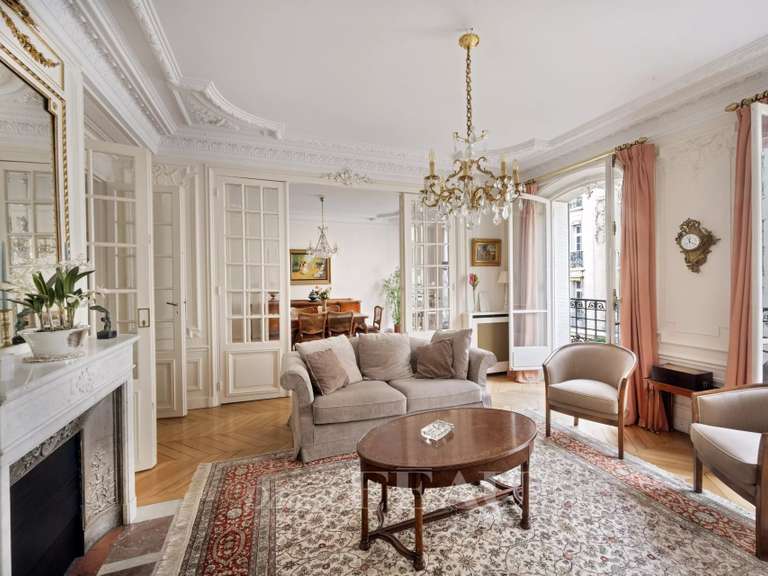Appartement Paris 7e - 3 chambres - 145m²
